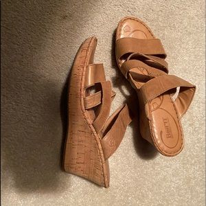 Born summer sandal heels.